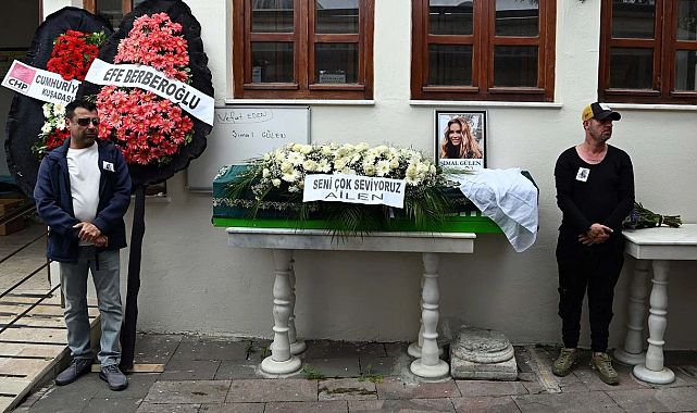 Şarkıcı Şimal, Kuşadası&#039;nda son yolculuğuna uğurlandı