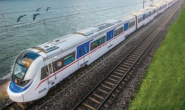 Tugay&#039;dan İZBAN çıkışı: İki başlılık bitmeli