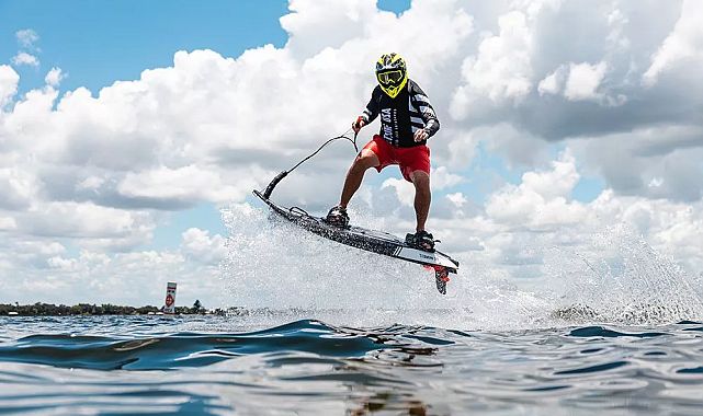 Çeşme, Dünya Motosurf&#039;a Ev Sahipliği Yapıyor