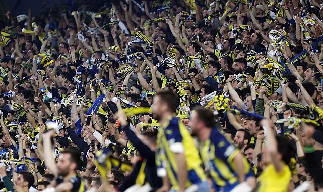 Fenerbahçe kombine fiyatları gündem oldu