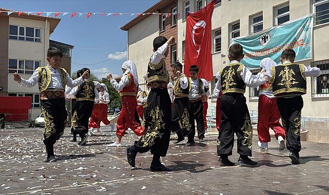 İlkokul öğrencileri için bahar şenliği düzenlendi