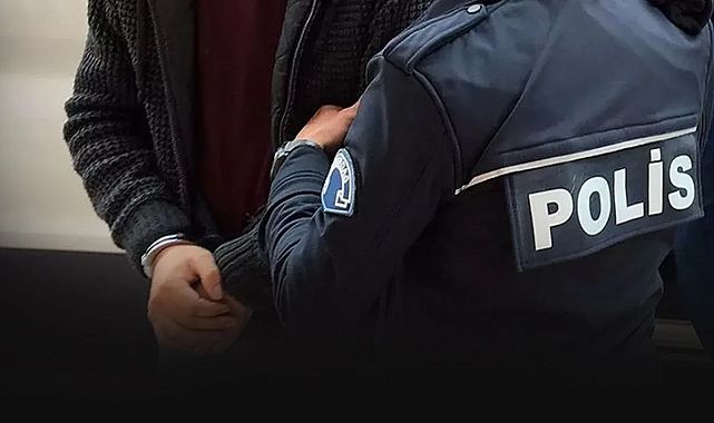 İzmir&#039;de Narkotik Operasyonu: 13 Tutuklama