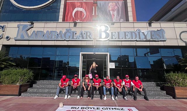 Karabağlar&#039;da Maaş Krizi: Başkan Kınay Sözünü Tutmadı, İşçiler Yine Eylemde!