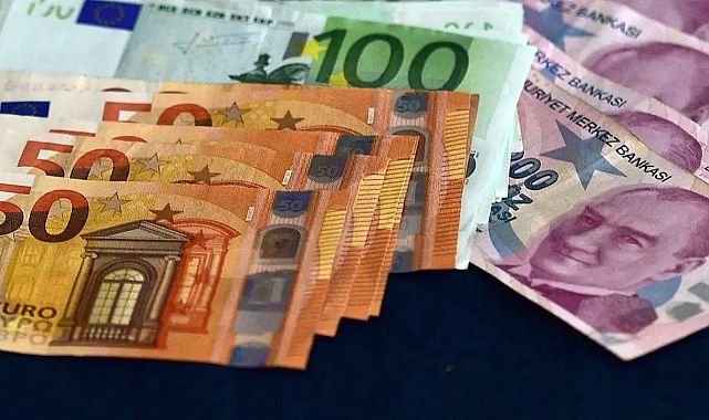 Merkez Bankası Faizi Sabit Tuttu: Dolar ve Euro Rekor Tazeledi!
