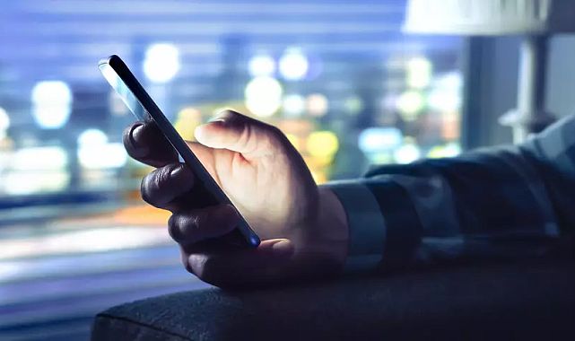 10.000 mAh bataryalı telefon geliyor