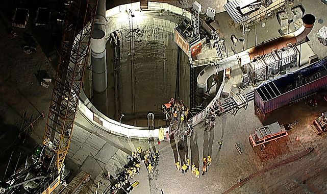 ABD’de tünel çöktü, çok sayıda işçi mahsur kaldı