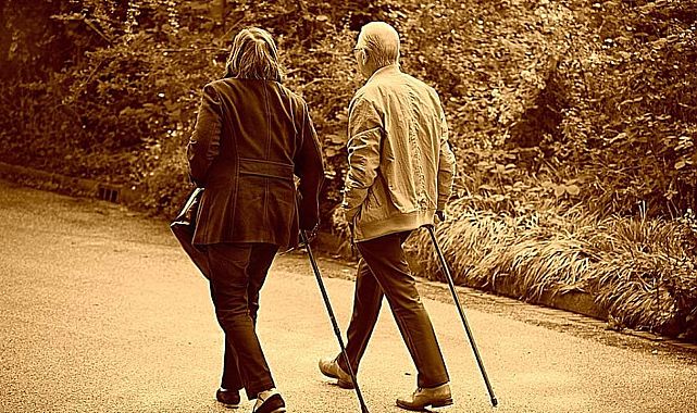 Araştırmayla kanıtlandı: Hızlı yürümek yaşlılarda dayanıklılığı artırıyor