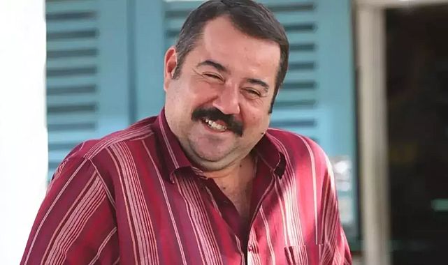 Ata Demirer’den aşk sürprizi: İlk kez birlikte görüldüler