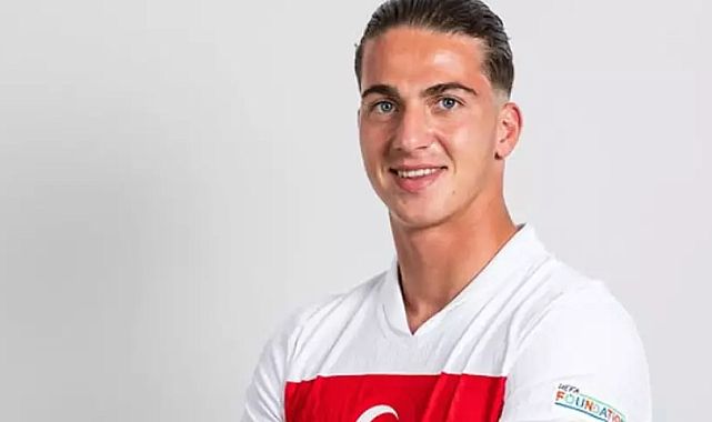 Bertuğ Yıldırım yeni sevgilisiyle gündemde