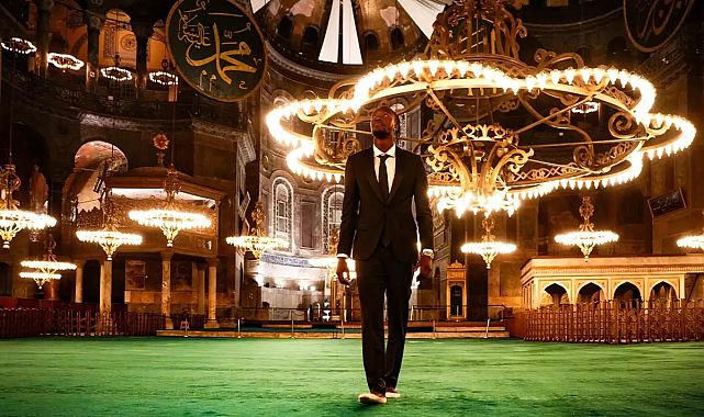 Beşiktaş’ın Yeni Transferi Tammy Abraham’dan Ayasofya Ziyareti