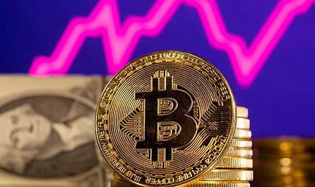 Bitcoin 112 bin doları aştı, rekor tazeledi