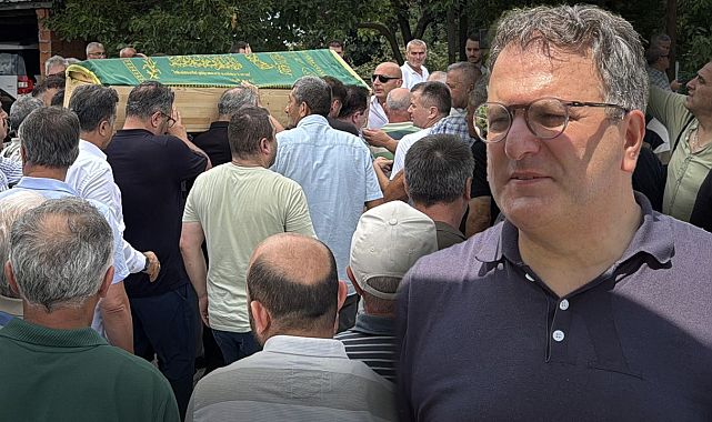 Cem Küçük&#039;ün babası son yolculuğuna uğurlandı