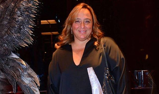 Ceyda Düvenci&#039;den Ayşe Barım isyanı