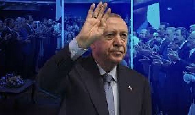 Erdoğan’dan Özgür Özel’e “Ümmetçilik” Tepkisi
