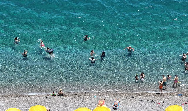 Deniz Keyfi Ölümcül Olabilir: Vibrio Bakterisi Türkiye’de Tespit Edildi