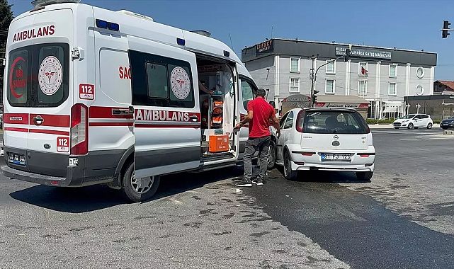 Düzce’de otomobil ile ambulans çarpıştı: 2 yaralı