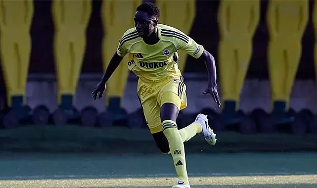 Fenerbahçe’ye müjde: Abdou Aziz Fall kampa katıldı