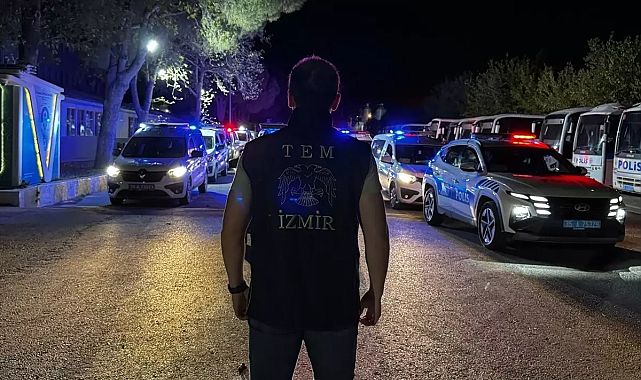 İzmir merkezli FETÖ operasyonunda 252 gözaltı