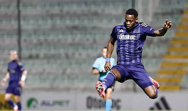 Jhon Duran&#039;dan Osimhen&#039;e: Ne ben üstünüm ne de o benden üstün