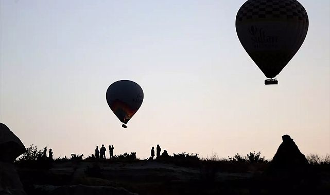 Kapadokya semalarında sıcak hava balonlarıyla keşif zamanı
