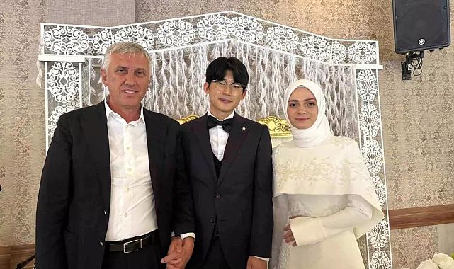 Kıtalar aşıldı, aşk Of&#039;ta evlilikle taçlandı