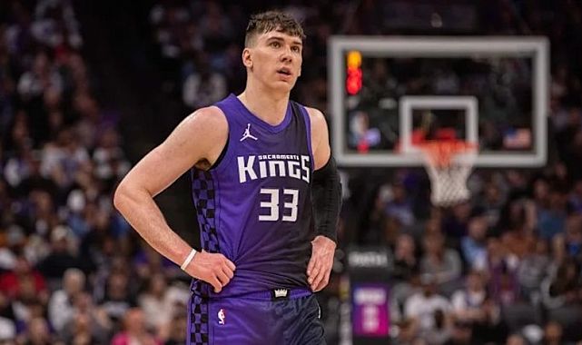 Lakers, Jake LaRavia’yı 2 yıl için 12 milyon dolara aldı