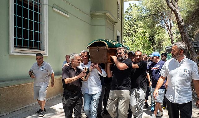 Orhan Yüksel İzmir’de son yolculuğuna uğurlandı