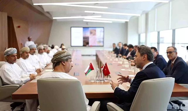 Türkiye ile Umman enerji alanında iş birliği için anlaşma sağladı