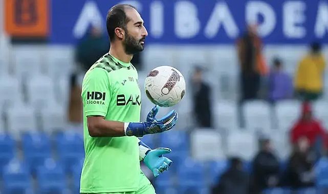 Volkan Babacan, Başakşehir’le sözleşme yeniledi