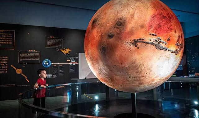 Wuhan’da Bilim Kurgu Sergisi Açıldı