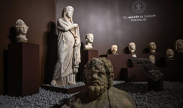 65 yıl sonra dönen Marcus Aurelius heykeli sergileniyor