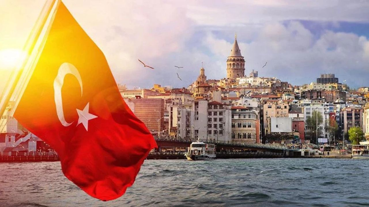 Yunan basınından Türkiye’ye turizm övgüsü