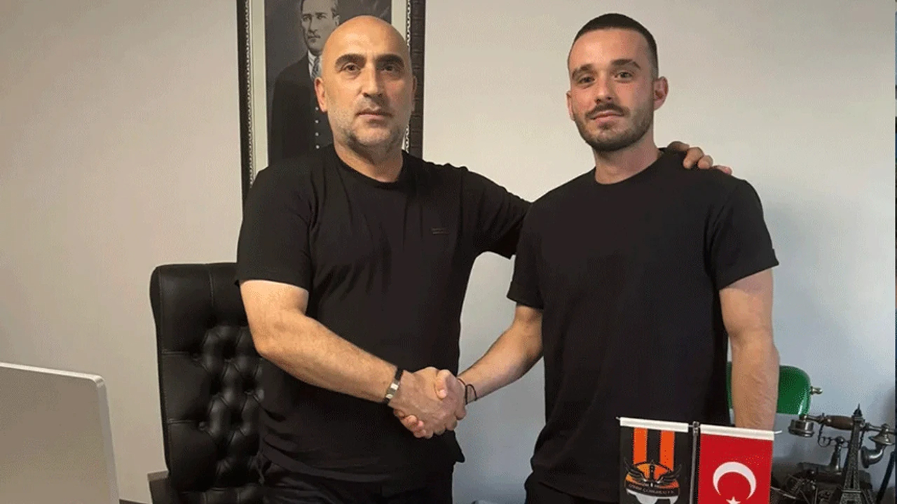 İzmir Çoruhlu FK, 7 futbolcuyla sözleşme yeniledi ve yeni transferler yaptı