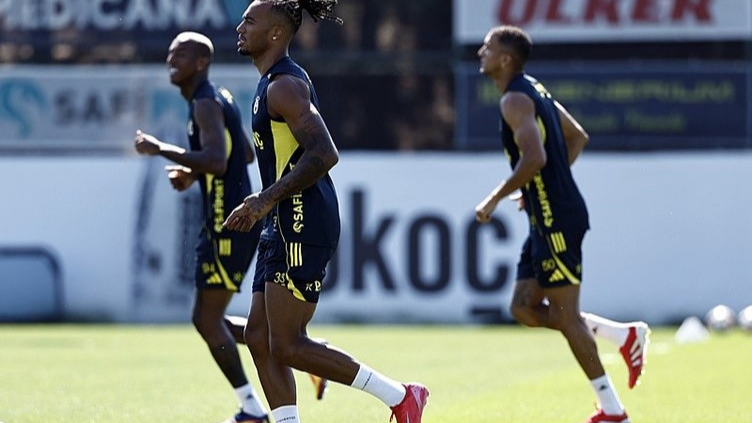 Mourinho’dan Fenerbahçe-Feyenoord 11’inde flaş değişiklik