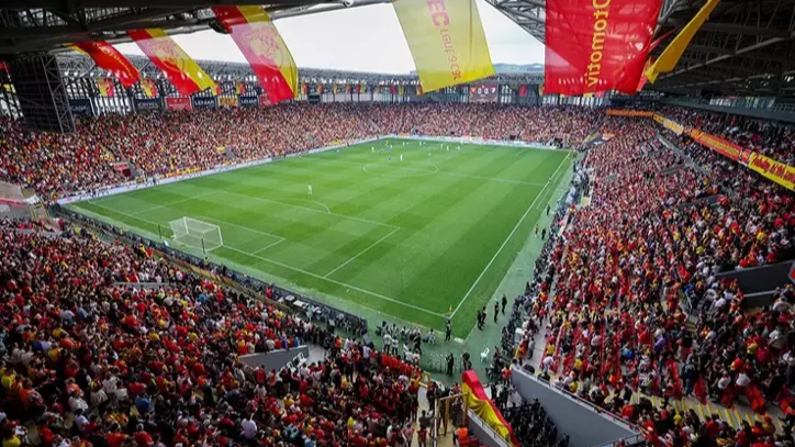 Göztepe, Fenerbahçe Karşısında Tarihi Zafer Peşinde