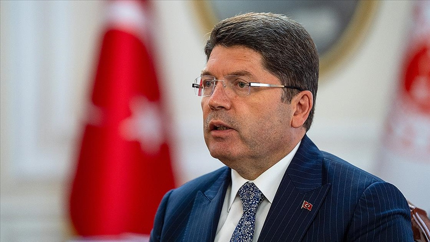 Yılmaz Tunç’tan Özgür Özel’e sert soruşturma yanıtı