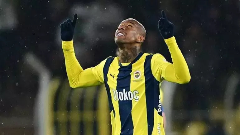 Fenerbahçe’de Anderson Talisca’ya Sürpriz Talip