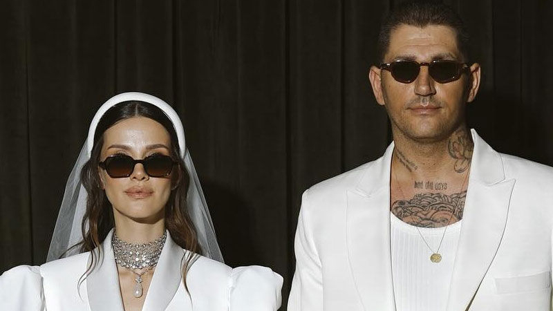 Hamile oyuncu Helvacıoğlu, tatilde kaza geçirip korkuttu