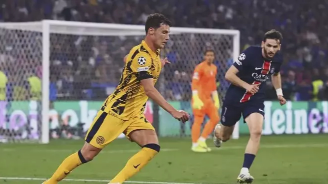 Galatasaray, Pavard için 20 milyon euro ayırdı