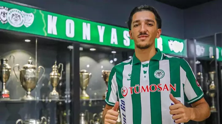 Konyaspor, Emir Bars’la 4 yıllık sözleşme imzaladı