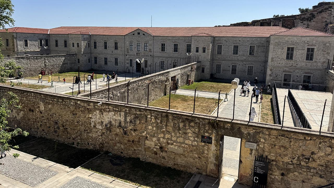 Tarihi Sinop Cezaevi 72 günde 101 binden fazla ziyaretçi ağırladı