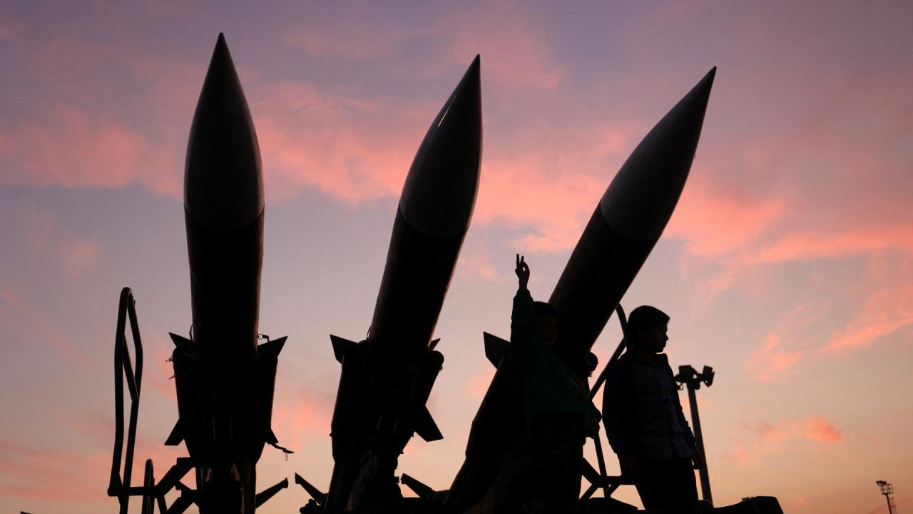 İran Savunma Bakanı: İsrail’e karşı yeni füze hazır