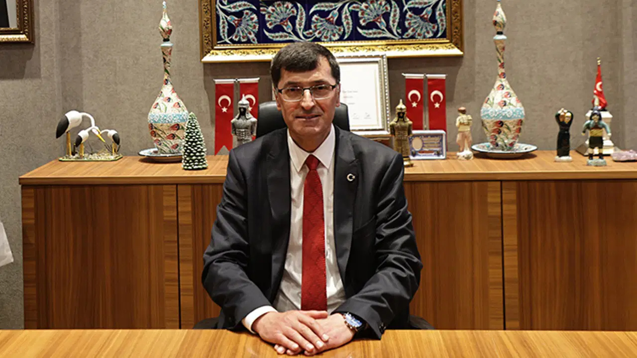 Kütahya Belediye Başkanı Kahveci: “Parti değişikliği yok”