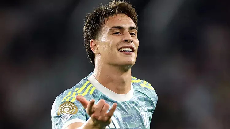 Kenan Yıldız&#039;dan dövme isteyen hayrana uyarı