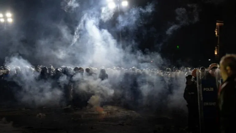 Fatih Altaylı: Tutuklu gençlerin aileleri AKP’den vazgeçti