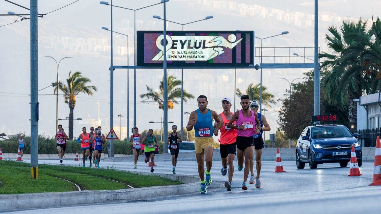 13. Dokuz Eylül İzmir Yarı Maratonu kayıtları başladı