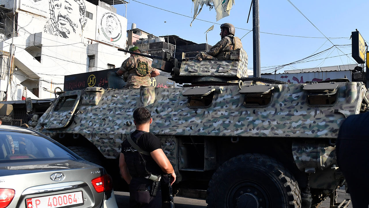 Filistin mülteci kampında silahlar devlet tekeline alınıyor