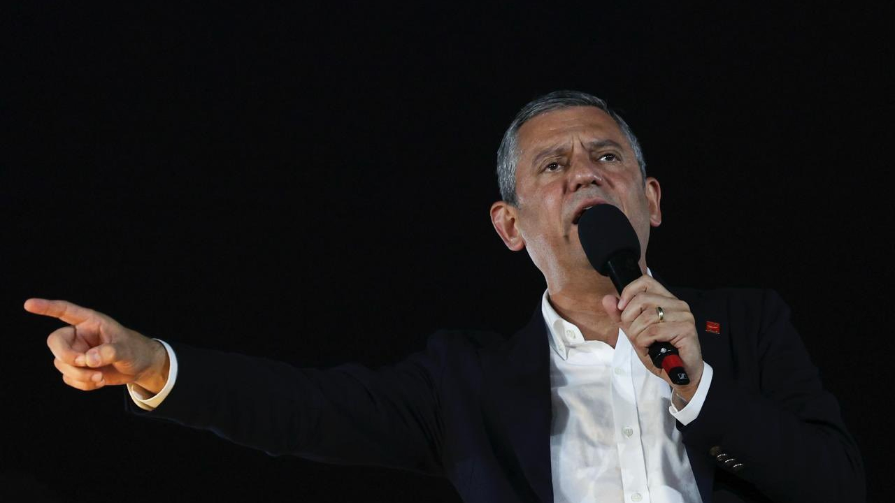 Özgür Özel Sivas mitingine çağırdı, saat verdi