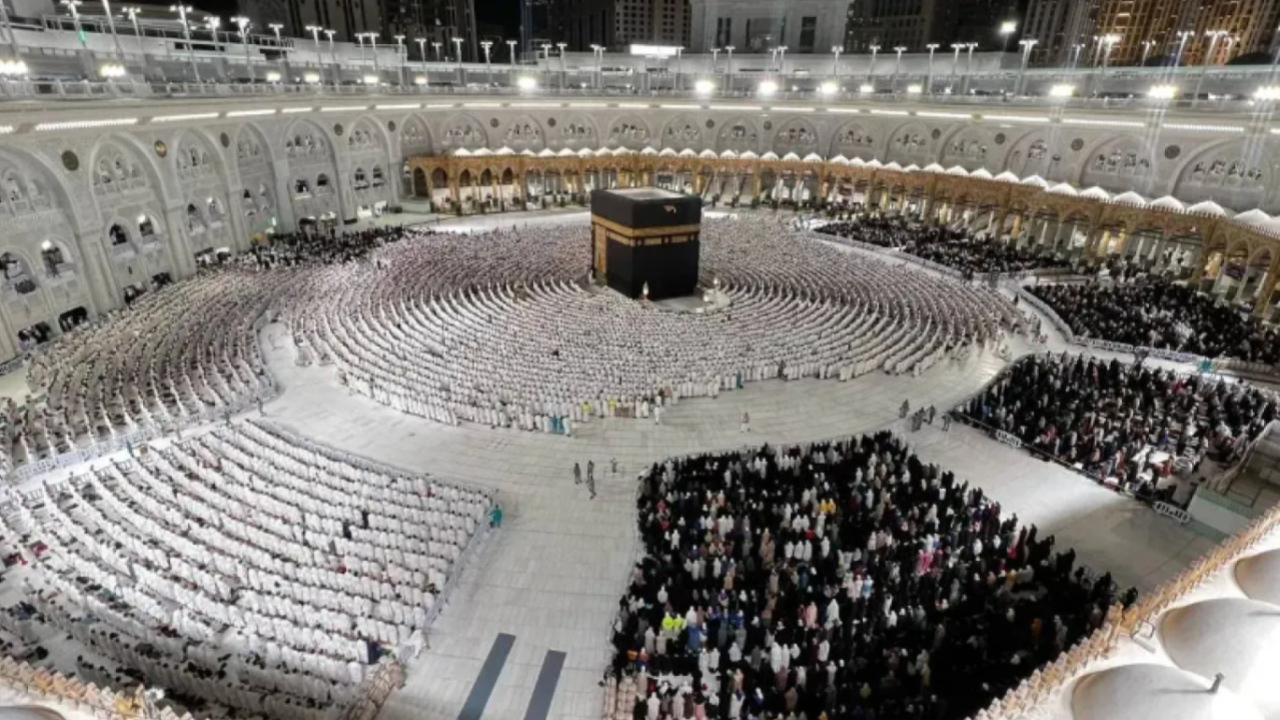 Umre hizmetiyle vize ve seyahat işlemleri artık dijital