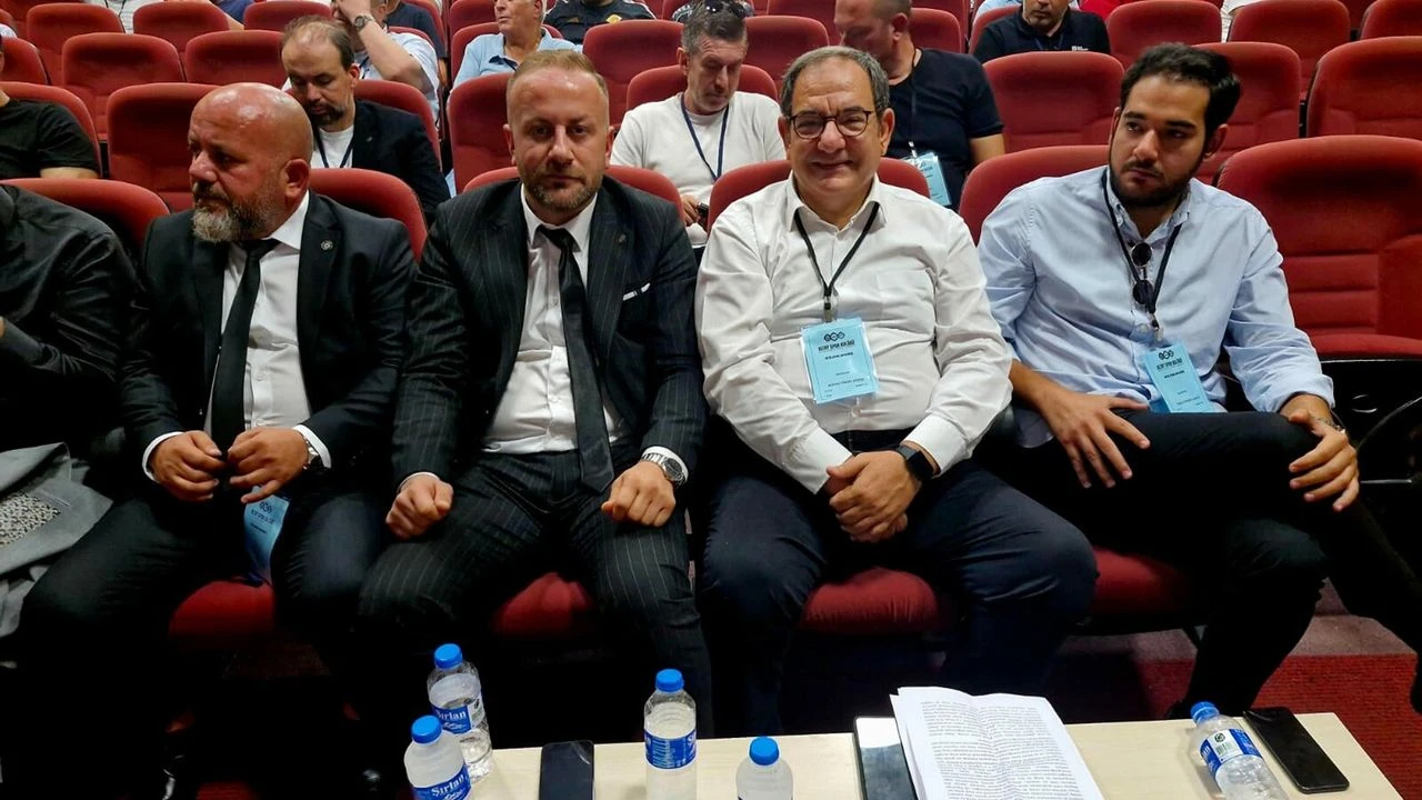 Altay’da yeni başkan Hüseyin Kanlı oldu